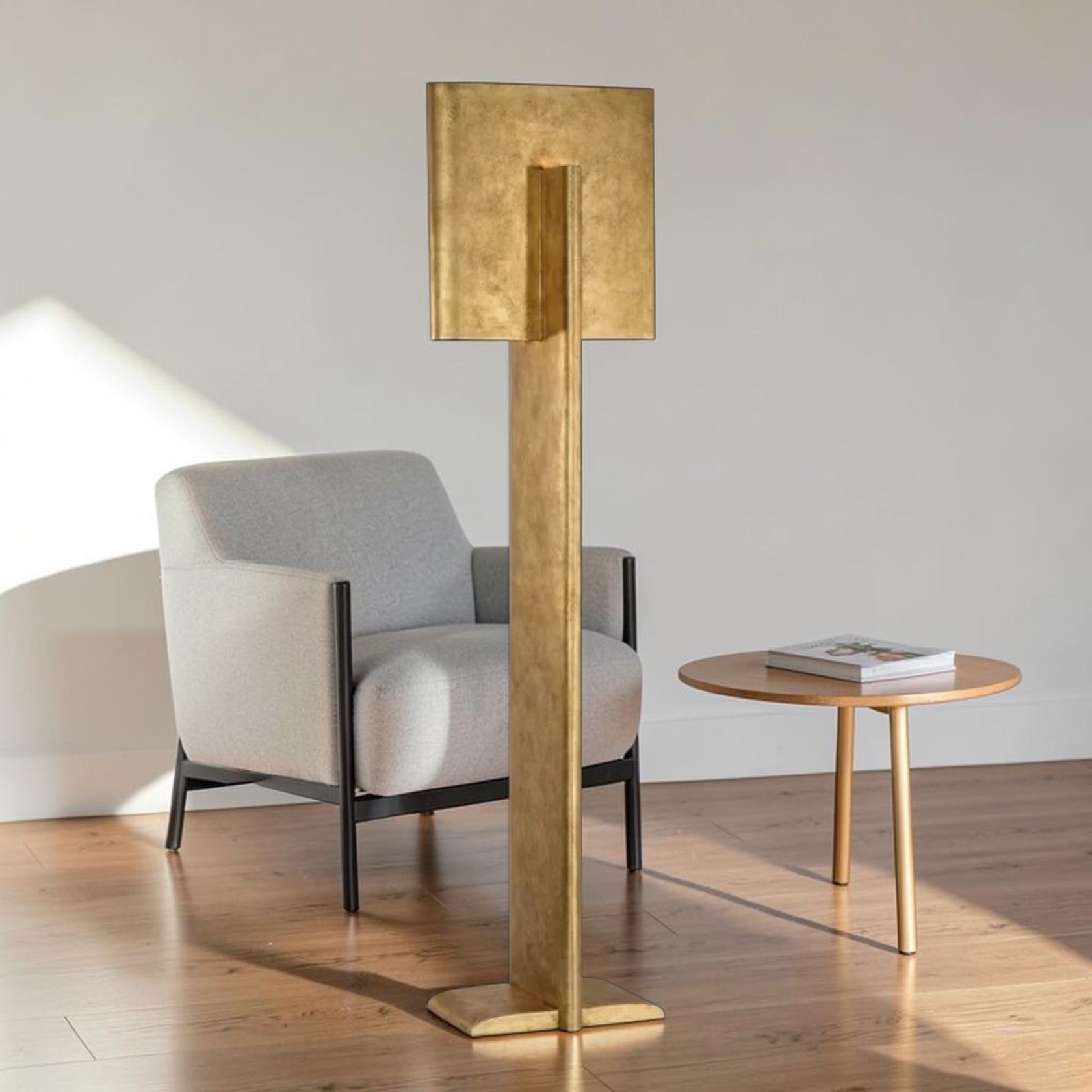 Modern LED Floor Lamp with Sculptural Metal Design and Touch Dimmer